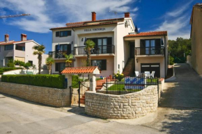 Отель Guesthouse Viktoria  Пещана Увала 